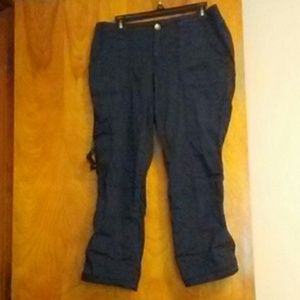 🎉3 for $25🎉 Cargo-Style Capris